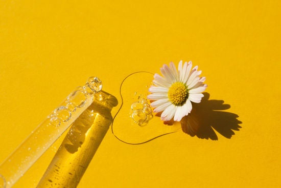 papatya tomurcuğu pipetli serum kozmetik sıvı